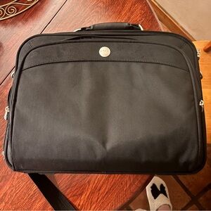 Dell Sleek Black Laptop Bag